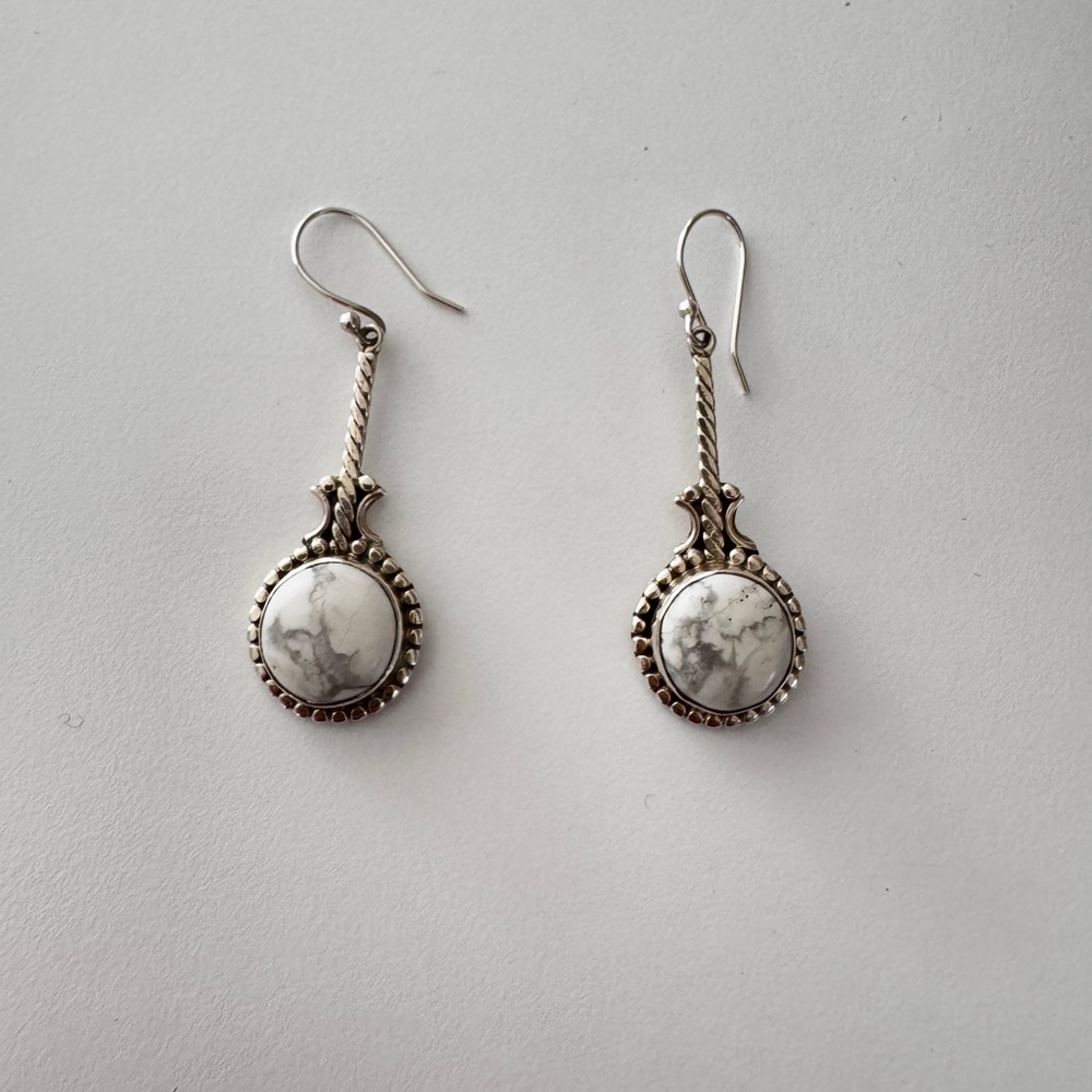 Vintage White Turquoise Teardrop‎ Earrings.